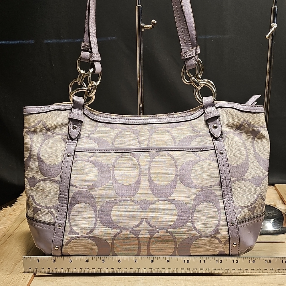 Coach Lavender and Beige Shoulder Bag - Picture 2 of 7